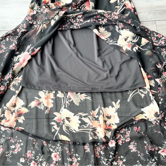 Michel Studio Collection Floral Print High Low Hem Flowy Sleeveless Dress - Picture 9 of 14